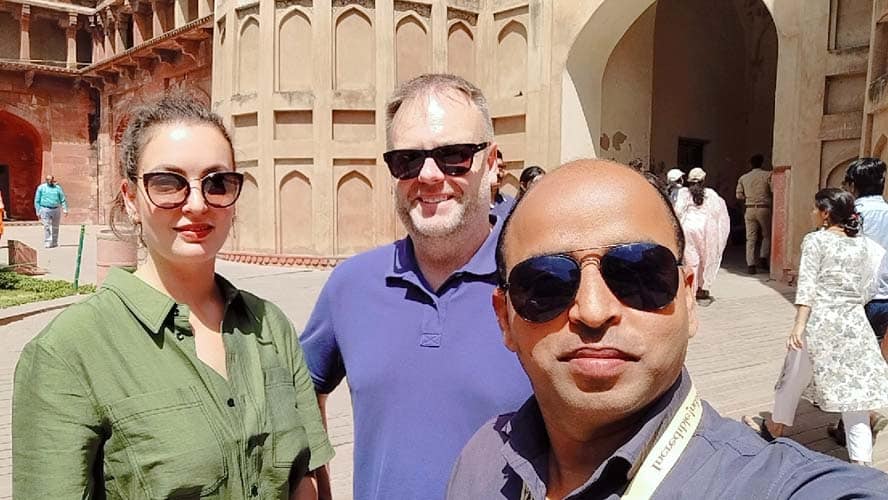 agra tourist guide