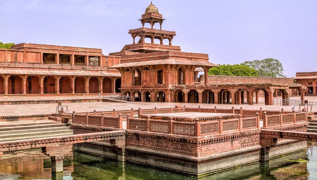 Overnight Agra Tour From Mumbai By Flight