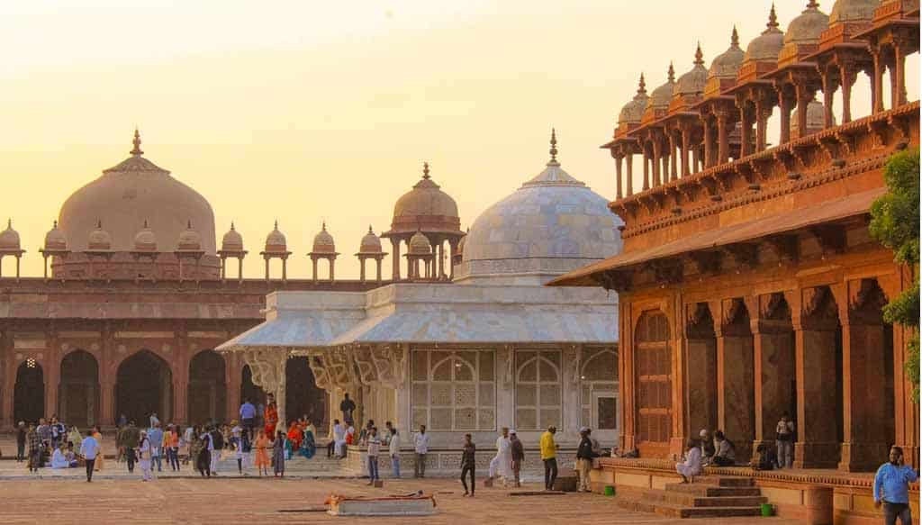 Delhi to Agra Overnight Tour With Fatehpur Sikri