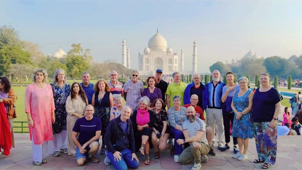Agra Local Market Shopping Tour With Taj Mahal