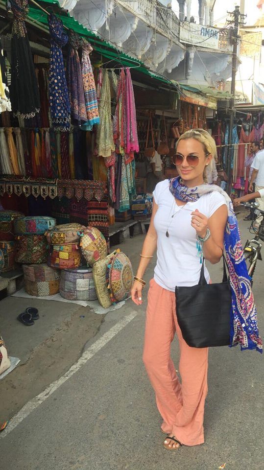 Agra Local Market Shopping Tour With Taj Mahal