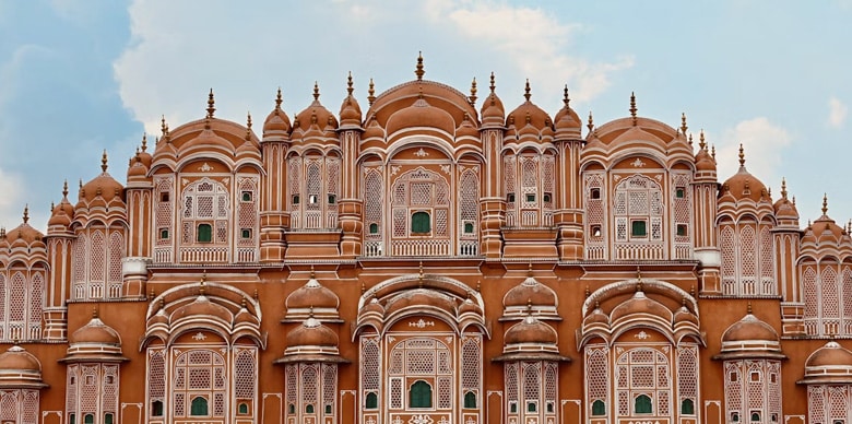 Golden Triangle Tour with Udaipur Boat Ride on Lake Pichola
