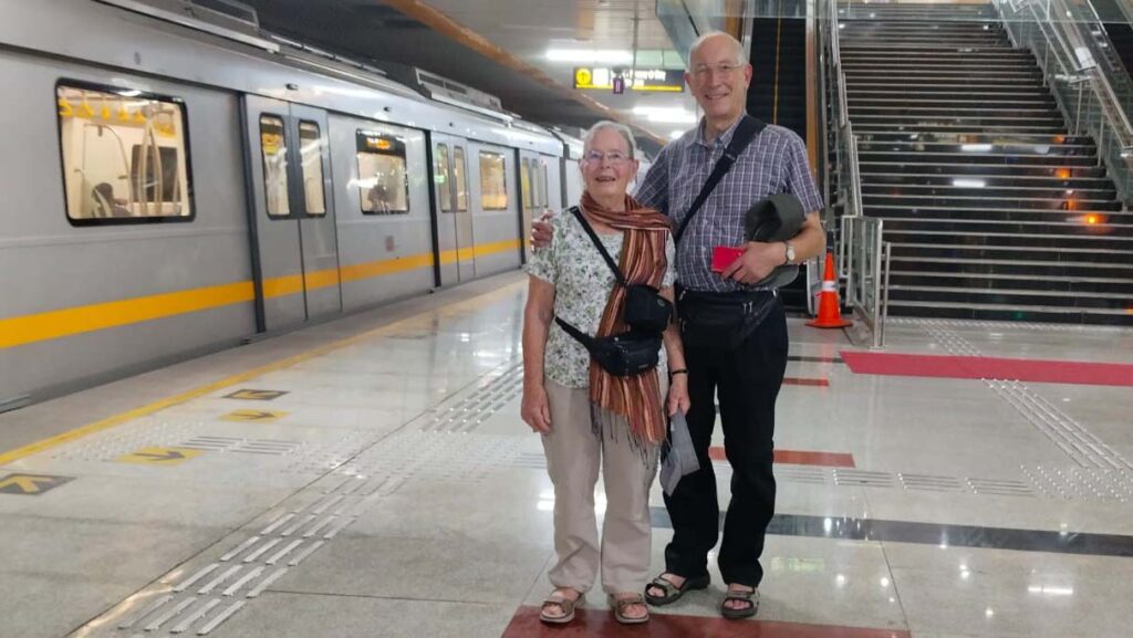 Agra City Tour by Metro Train Experience