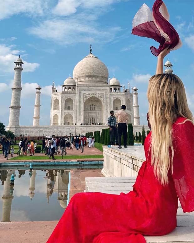 Delhi to Agra Full Day Tour With Fatehpur Sikri