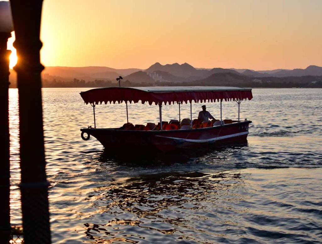 Golden Triangle Rajasthan Royal Heritage Tour with Palaces